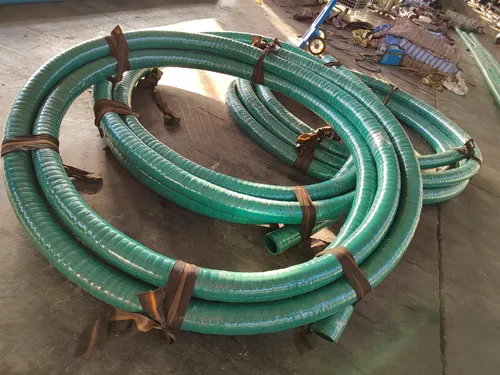 Büyük Çaplı Kauçuk Boru mu, Metal Boru mu? Gerçekte Hangisi Titreşimi ve Termal Genleşmeyi Zamanla Daha İyi Karşılar?